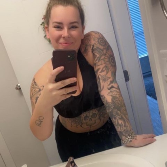 Meet your Posher, Jessica - Picture 1 of 1